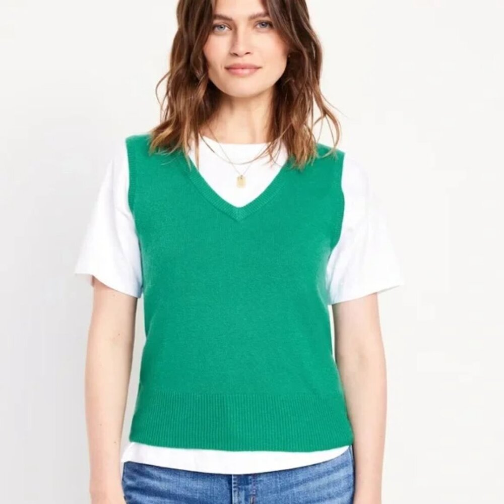 EUC Old Navy So Soft Green Sweater Vest